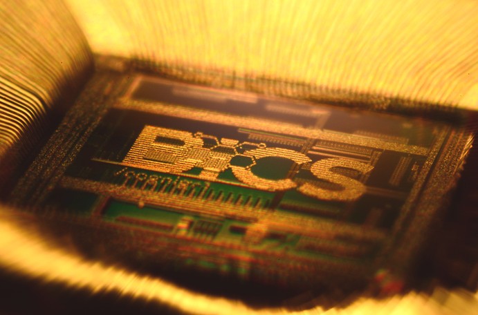 SA-like circuit for spiking transduction from a capacitor